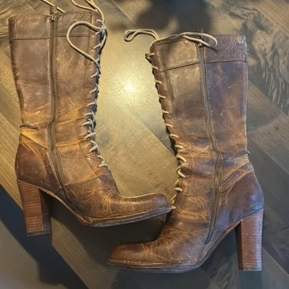 Frye Villager Leather Lace-Up Boots